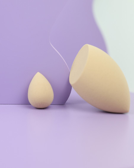 Мініспонж INGLOT Blending Sponge Mini Beige