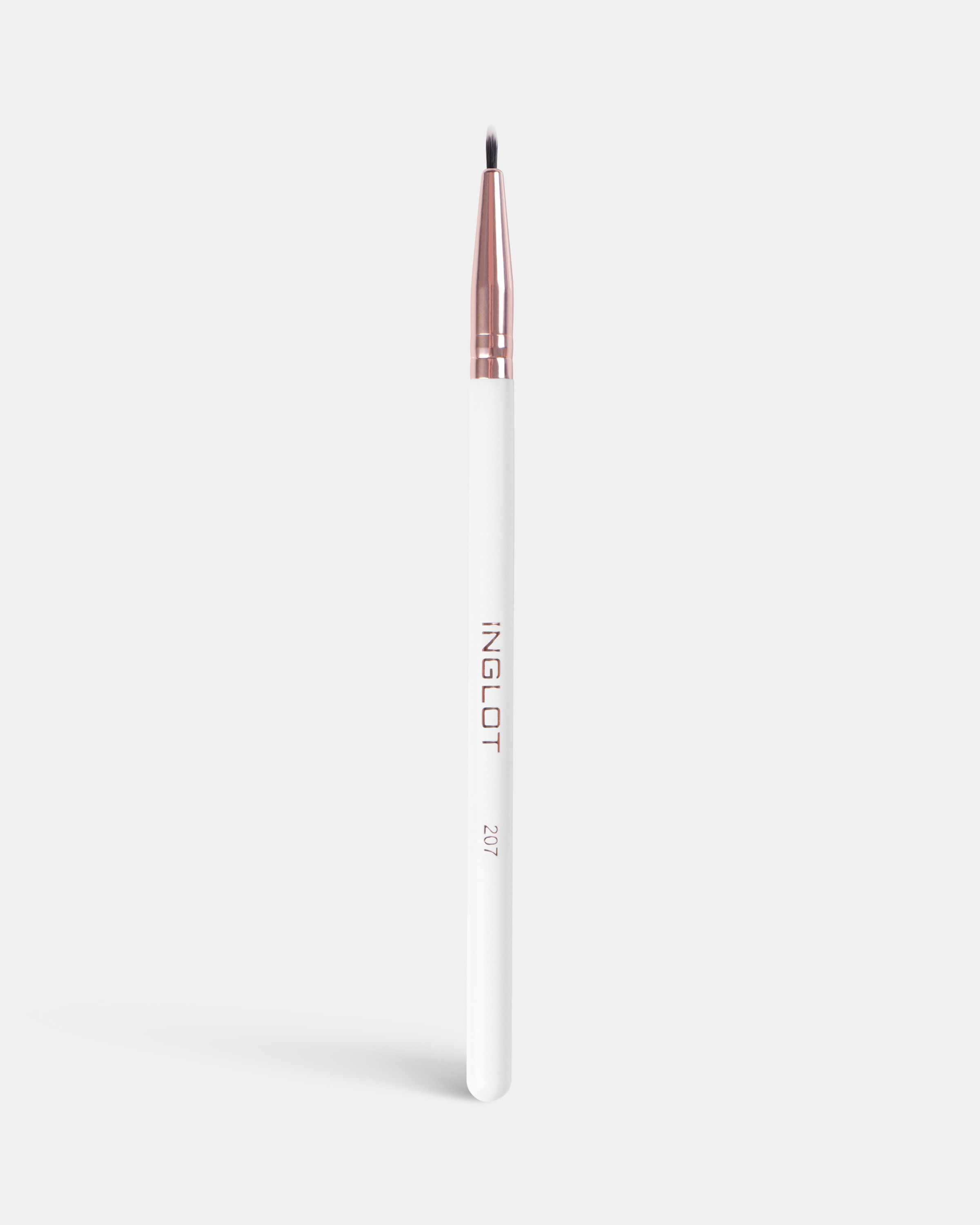 Натисніть, щоб збільшити:Тонкий пензель INGLOT PLAYINN Makeup Brush 207 Тонкий пензель INGLOT PLAYINN Makeup Brush 207