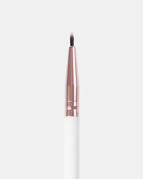 Тонкий пензель INGLOT PLAYINN Makeup Brush 207 Тонкий пензель INGLOT PLAYINN Makeup Brush 207