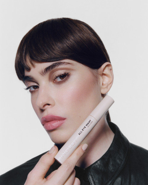 Чорна туш INGLOT All Eye Want Mascara, 8,5 мл Чорна туш INGLOT All Eye Want Mascara, 8,5 мл