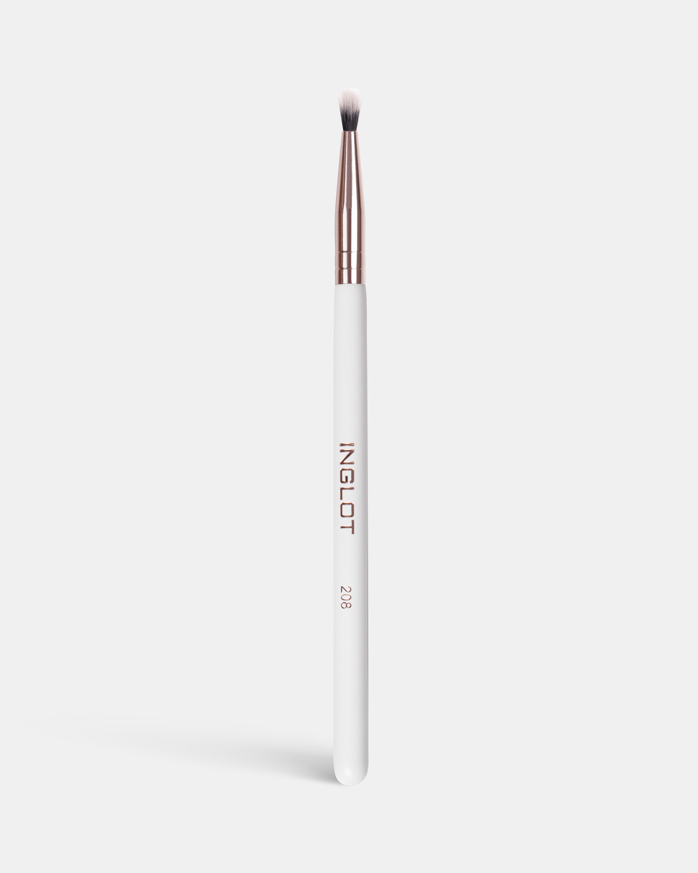 Натисніть, щоб збільшити:INGLOT PLAYINN Makeup Brush 208 INGLOT PLAYINN Makeup Brush 208