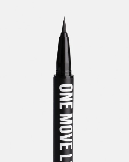 Підводка-фломастер INGLOT One Move Liquid Eyeliner, 0,55 мл