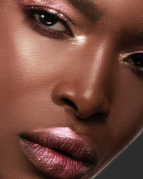 Freedom System Creamy Pigment: кремові сяйливі тіні